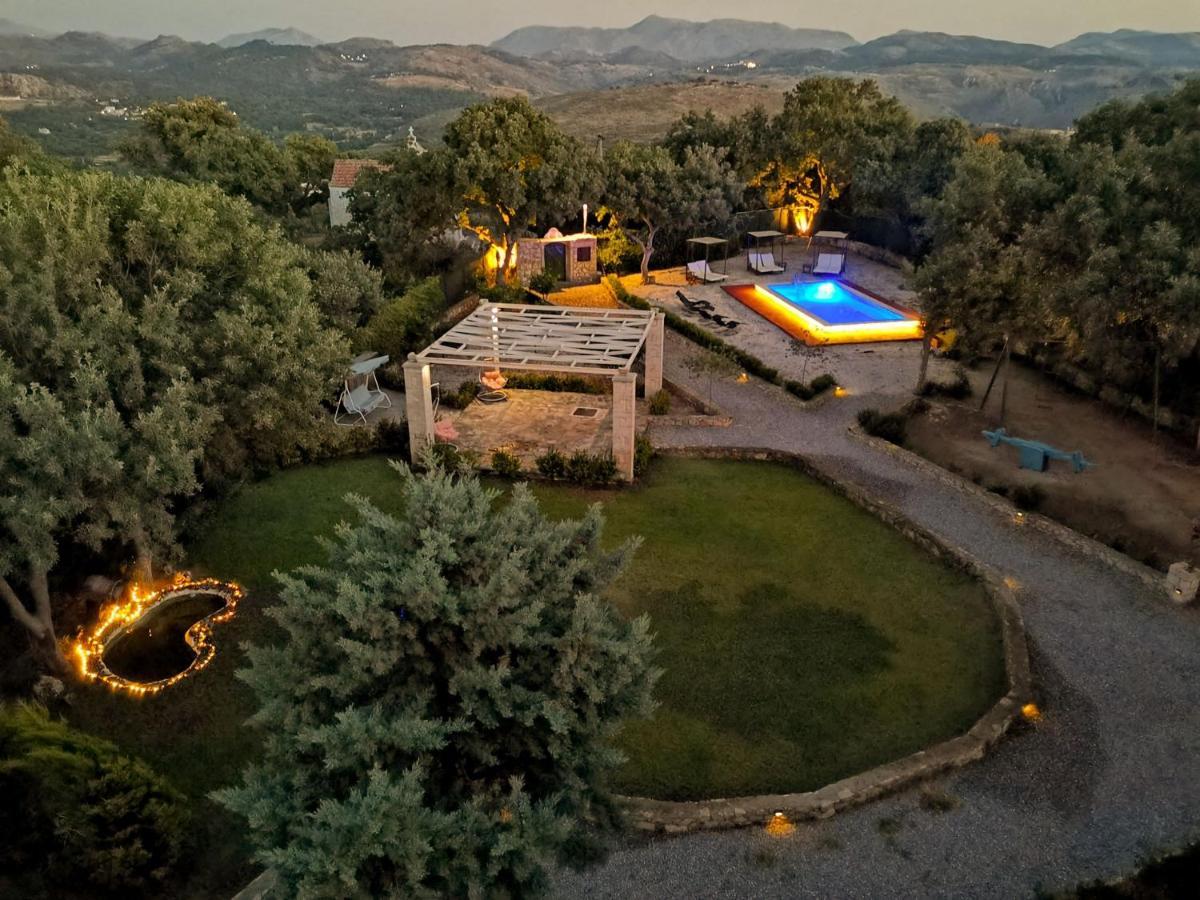 Villa Ermis - The Cretan Castello Kastellos ภายนอก รูปภาพ