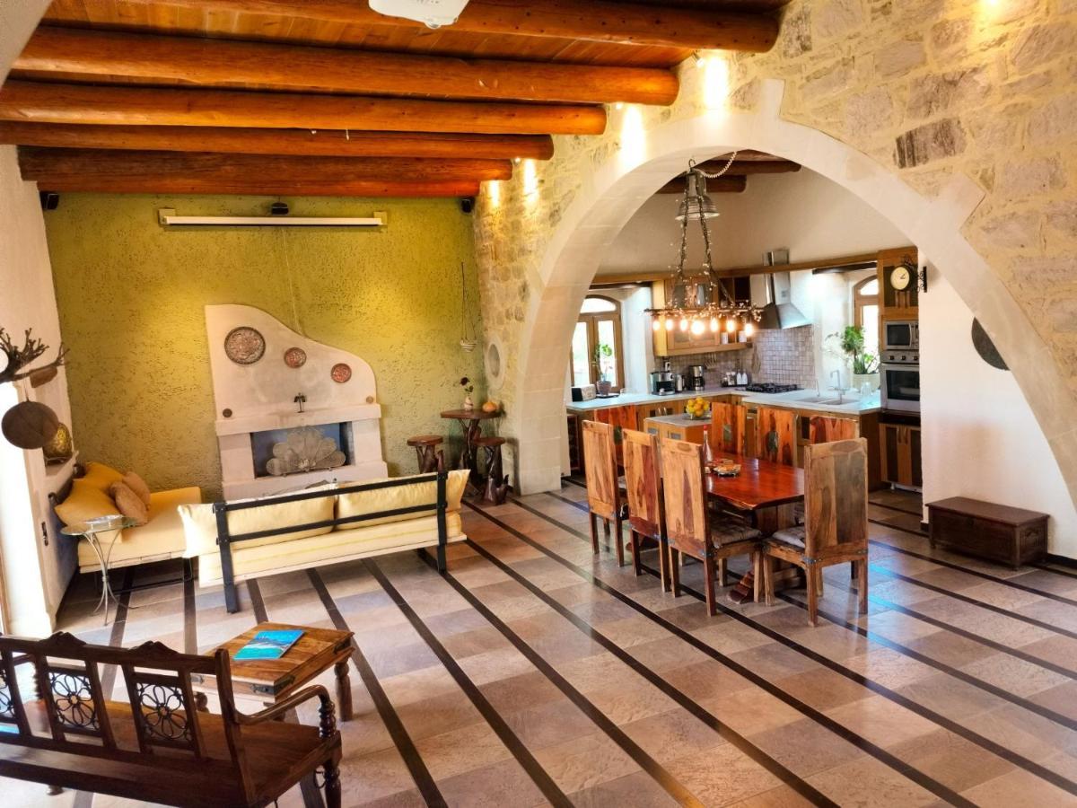 Villa Ermis - The Cretan Castello Kastellos ภายนอก รูปภาพ