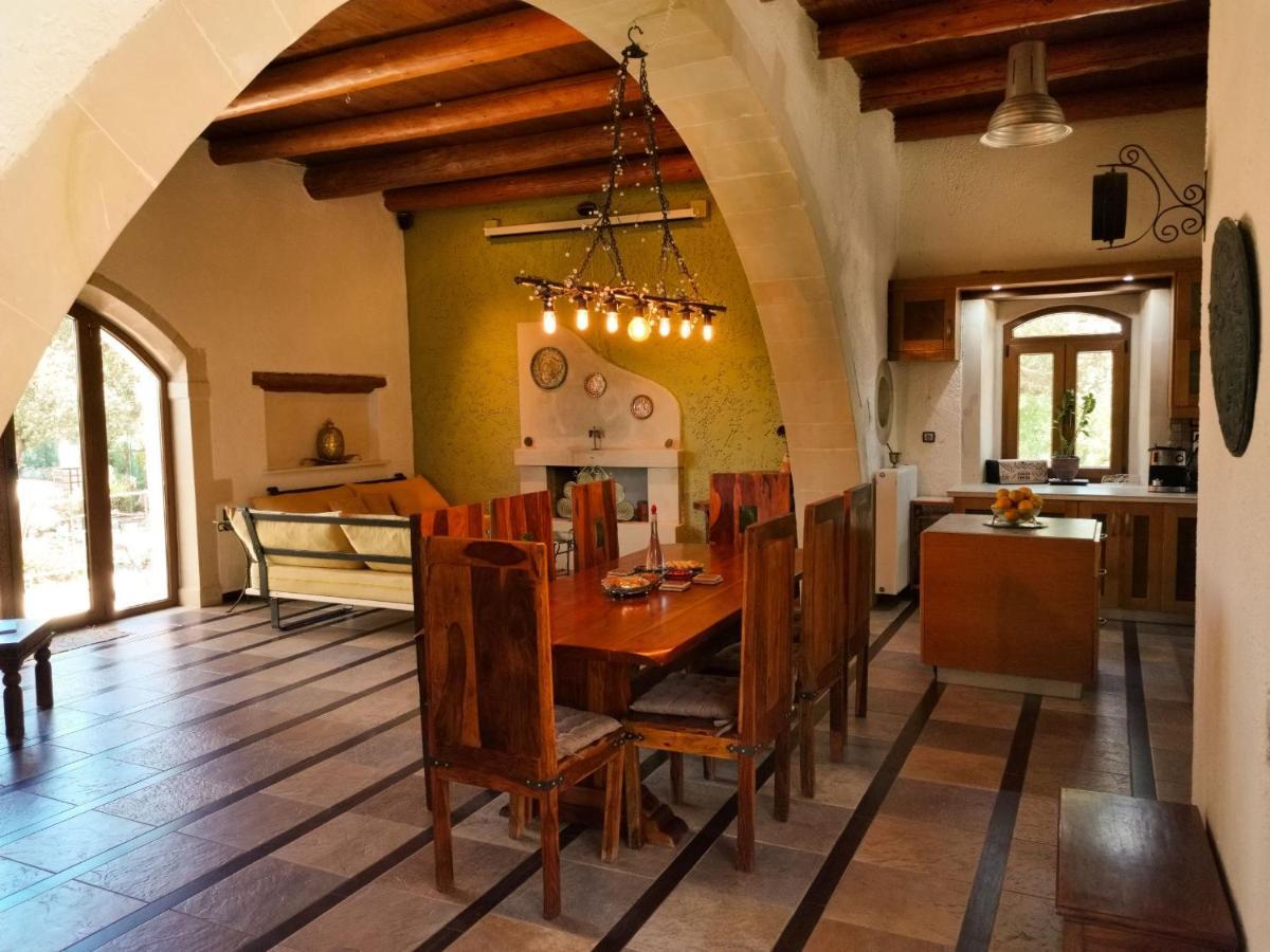Villa Ermis - The Cretan Castello Kastellos ภายนอก รูปภาพ